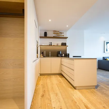 Beachhouse Bansin App 08 *